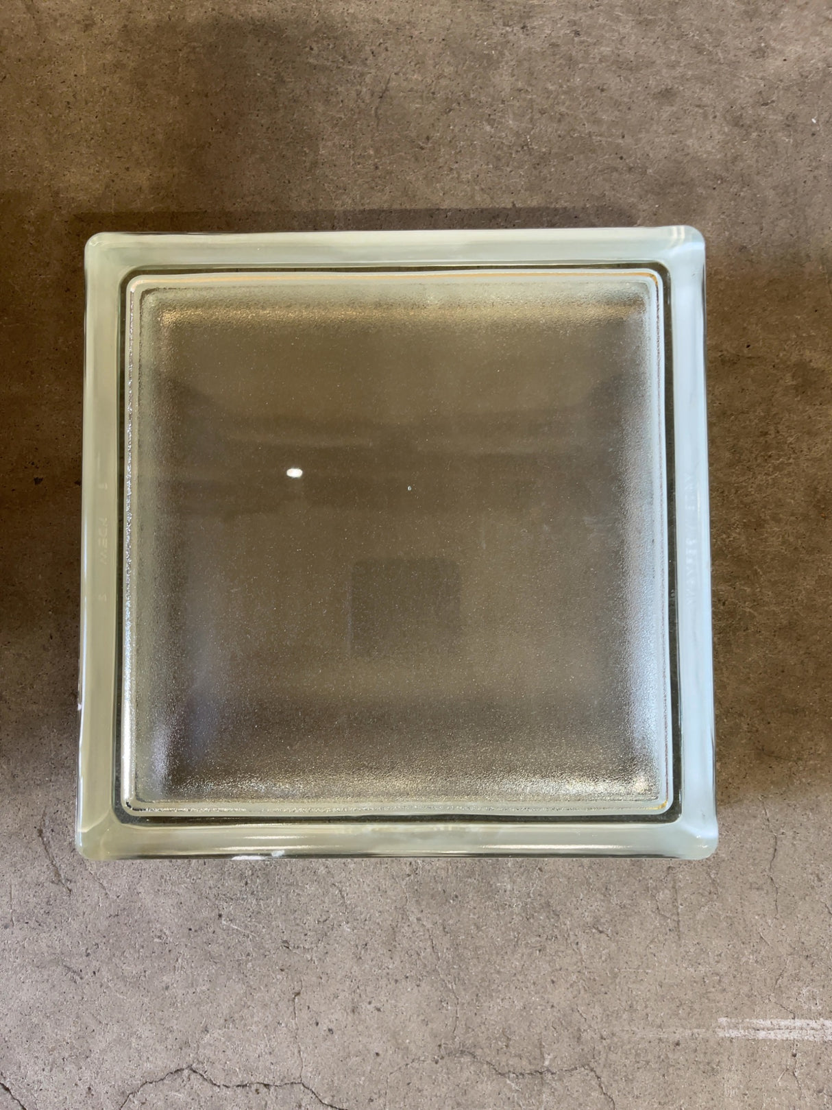 6013. Glasblock nyskick